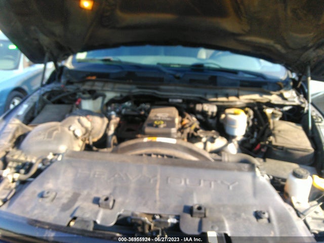 3C6UR5DL1EG139931 RAM 2500 Big Horn