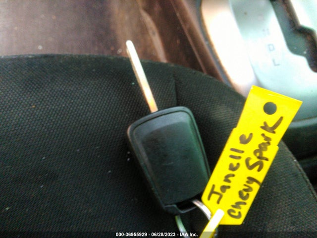 Chevrolet SPARK LS 2016 KL8CB6SA0GC562871 Image 11