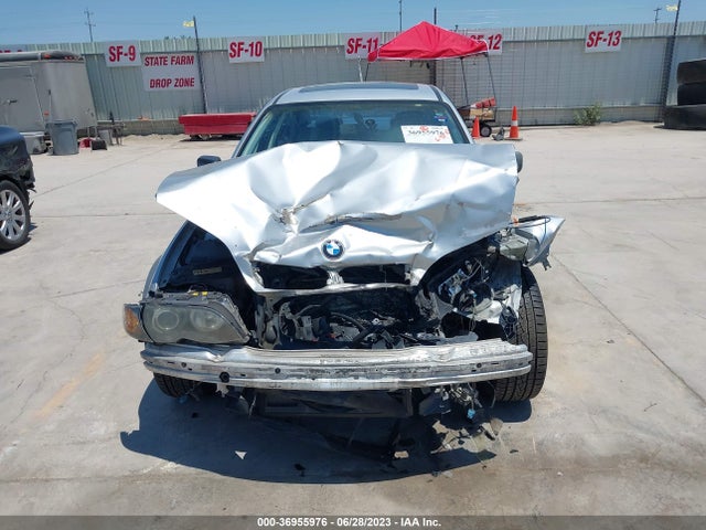 2002 BMW 3 SERIES 325I VIN: WBAEV33432KL77031