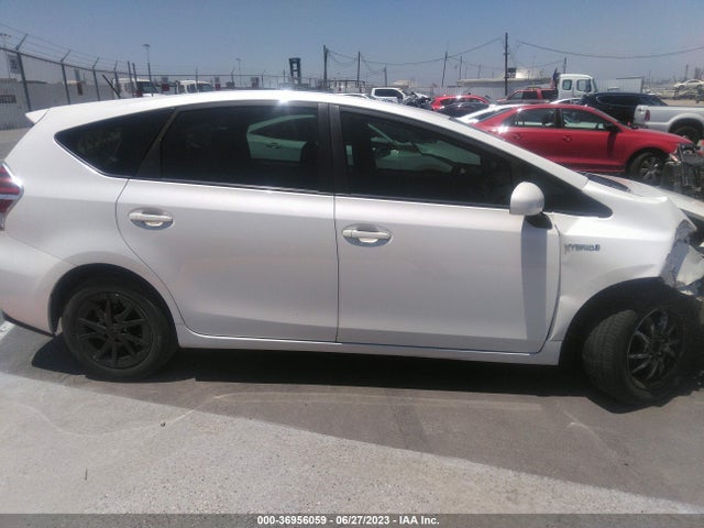 Toyota Prius V Two/five/three/four 2015 JTDZN3EU3FJ028898 Image 5