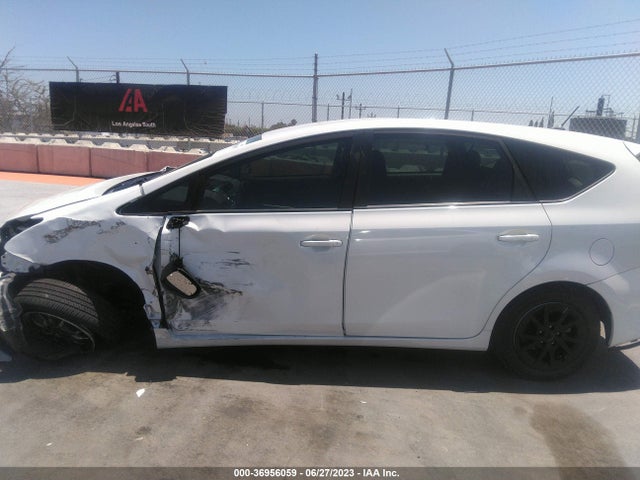 Toyota Prius V Two/five/three/four 2015 JTDZN3EU3FJ028898 Image 6