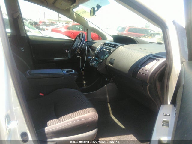 Toyota Prius V Two/five/three/four 2015 JTDZN3EU3FJ028898 Image 11