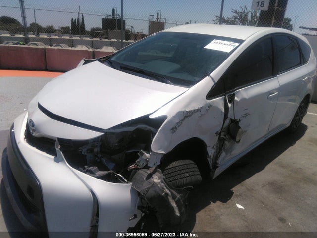 Toyota Prius V Two/five/three/four 2015 JTDZN3EU3FJ028898 Image 12