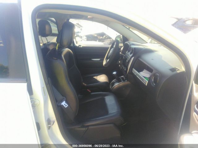 1C4NJCEA2GD648285 Jeep Compass Latitude