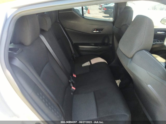 Toyota C-HR XLE 2018 JTNKHMBXXJ1010285 Image 8
