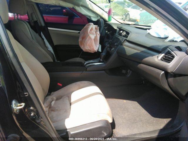 19XFC2F57GE003429 Honda Civic Sedan Lx