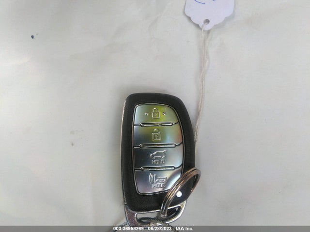 Hyundai Tucson Value 2017 KM8J3CA29HU567756 Image 3