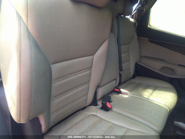 2016 KIA SORENTO EX VIN: 5XYPH4A10GG030464