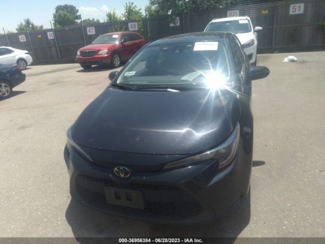 Toyota COROLLA LE 2021 5YFEPMAE2MP252556 Image 4