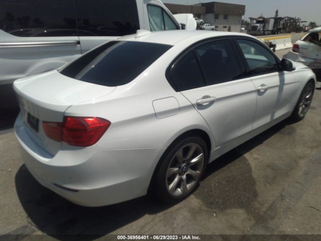 WBA3B1G52FNT06298 BMW 3 Series 320i
