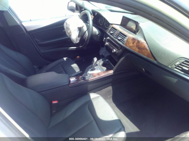 WBA3B1G52FNT06298 BMW 3 Series 320i