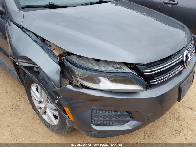 WVGAV7AX6GW528087 Volkswagen TIGUAN S
