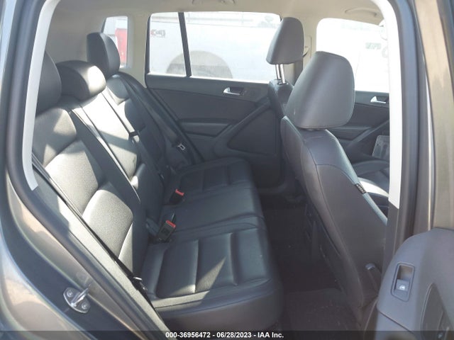 WVGAV7AX6GW528087 Volkswagen TIGUAN S