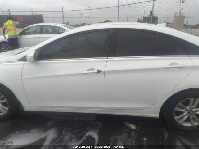 2013 HYUNDAI SONATA GLS PZEV VIN: 5NPEB4AC0DH661682