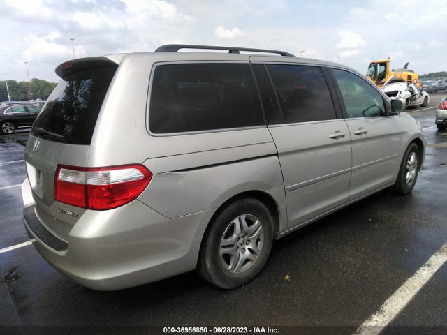 2005 HONDA ODYSSEY EX VIN: 5FNRL38435B408749