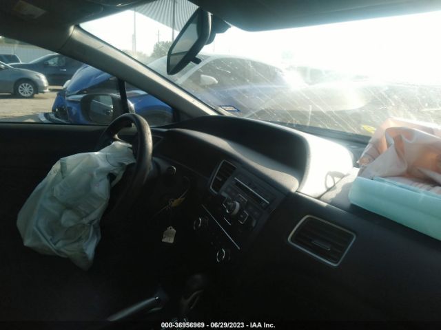 19XFB2F51EE059589 Honda Civic Sedan Lx
