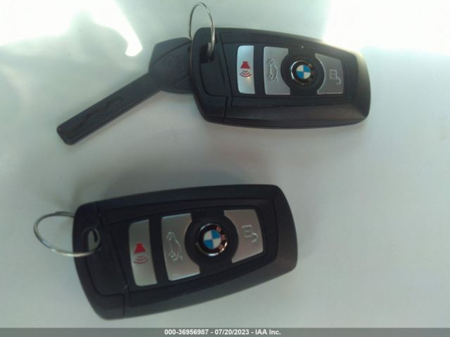 WBA8E5G51GNU21433 BMW 3 Series 320i Xdrive