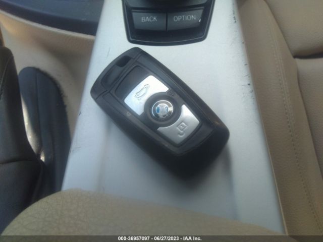 WBA3B1G58FNT07679 BMW 3 Series 320i
