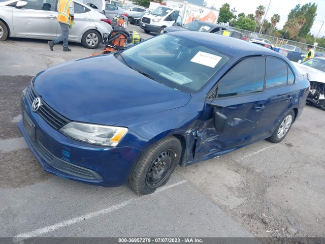 3VW2K7AJ5EM335856 Volkswagen Jetta Sedan S