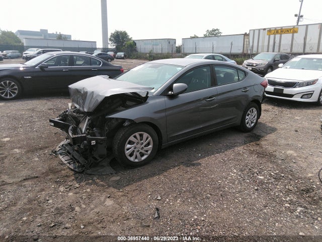 Hyundai ELANTRA SE 2018 5NPD74LF9JH273463 Image 2