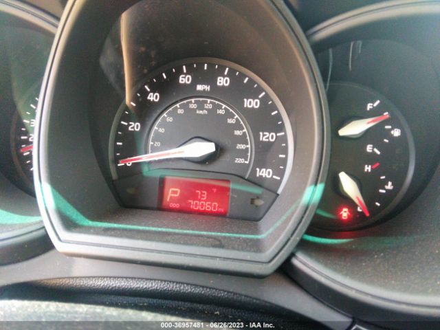 KNADM4A33H6021050 KIA RIO LX