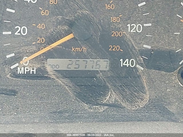 1999 TOYOTA AVALON XL/XLS VIN: 4T1BF18B7XU313354