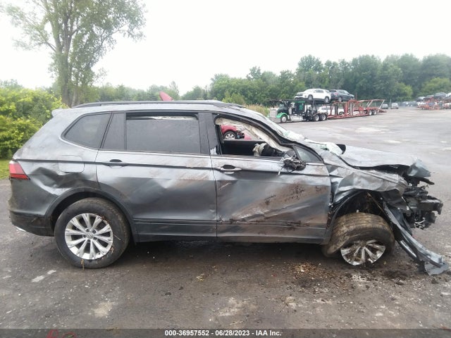 2020 VOLKSWAGEN TIGUAN S VIN: 3VV0B7AX0LM108233