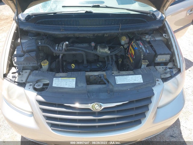 2006 CHRYSLER TOWN & COUNTRY SWB VIN: 1A4GP45R86B757132