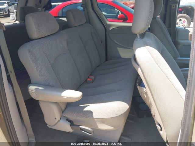 2006 CHRYSLER TOWN & COUNTRY SWB VIN: 1A4GP45R86B757132