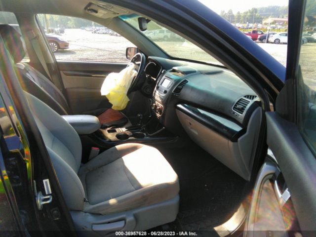 5XYKT4A76FG580182 KIA SORENTO LX