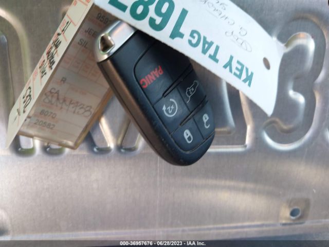 1C4RJFBG8MC645372 Jeep Grand Cherokee Limited
