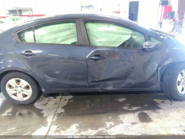 KNAFX4A60F5314501 KIA FORTE LX