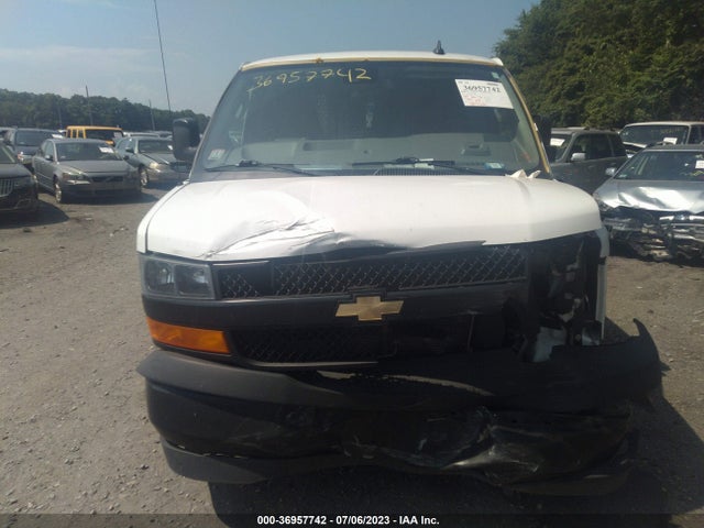 Chevrolet EXPRESS CARGO VAN 2019 1GCWGAFG5K1367814 Image 12