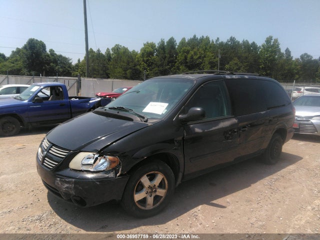 2005 DODGE GRAND CARAVAN SXT VIN: 2D4GP44L35R200425