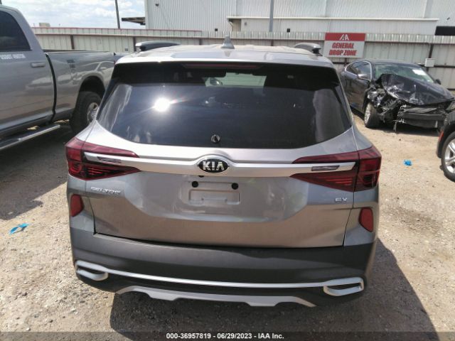 KNDERCAA7M7220365 KIA SELTOS EX
