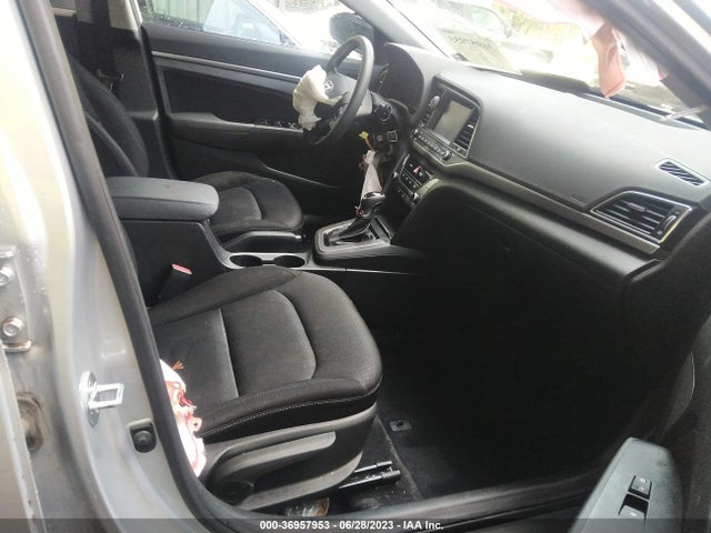 2018 HYUNDAI ELANTRA SEL VIN: 5NPD84LFXJH356784