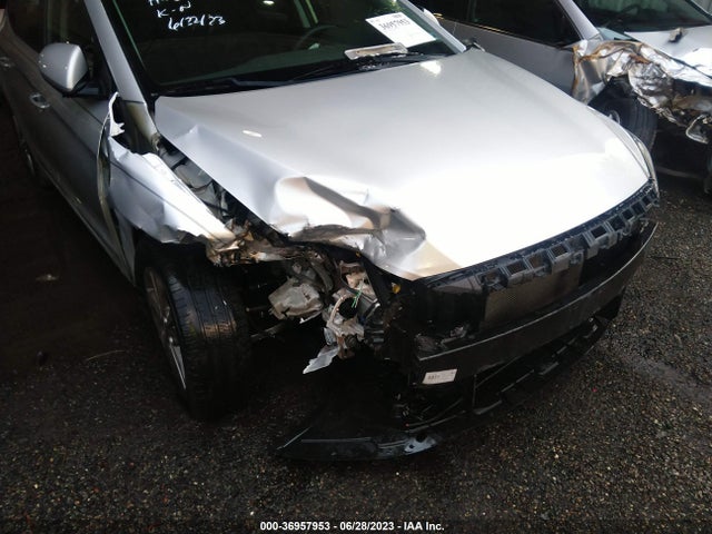 2018 HYUNDAI ELANTRA SEL VIN: 5NPD84LFXJH356784