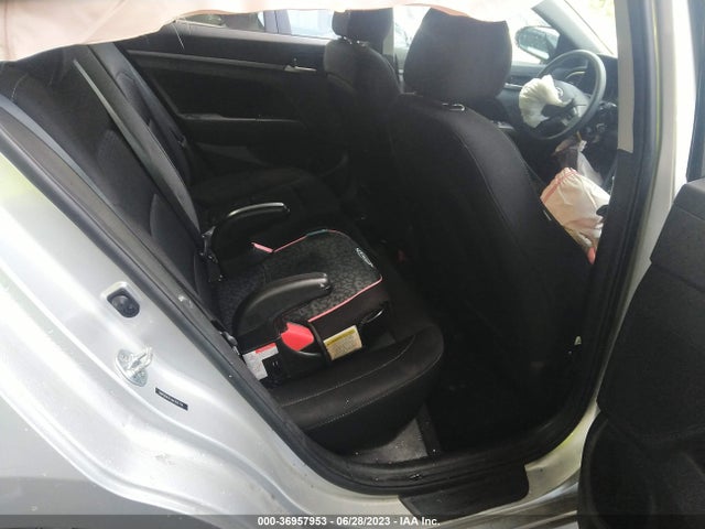 2018 HYUNDAI ELANTRA SEL VIN: 5NPD84LFXJH356784