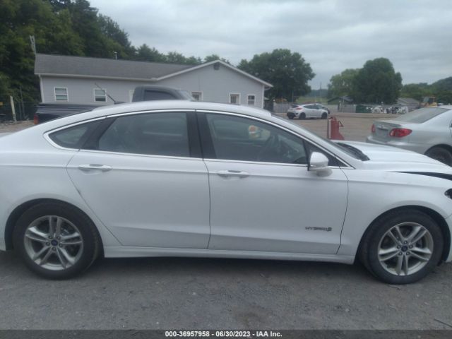 3FA6P0LU3JR251090 Ford Fusion Hybrid Se