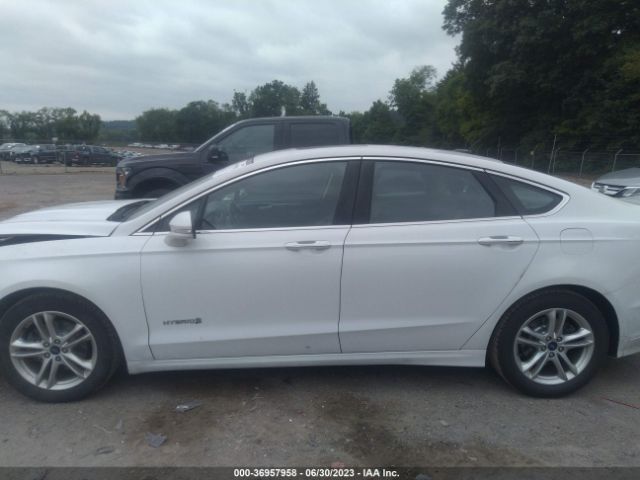 3FA6P0LU3JR251090 Ford Fusion Hybrid Se