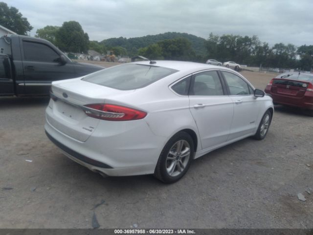 3FA6P0LU3JR251090 Ford Fusion Hybrid Se