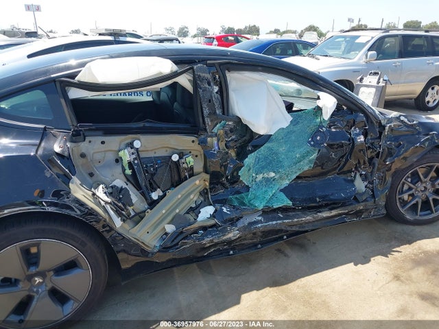 5YJ3E1EB1NF157379 Tesla Model 3 Long Range