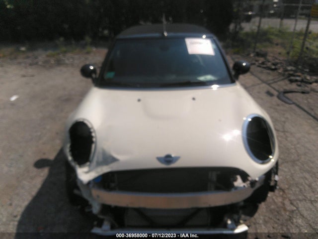 2017 Mini Roadster, VIN: WMWWG5C3XH3C99127