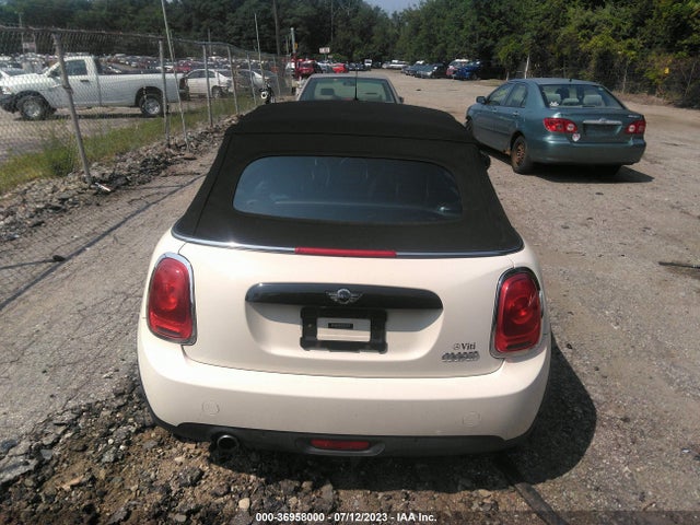 2017 Mini Roadster, VIN: WMWWG5C3XH3C99127