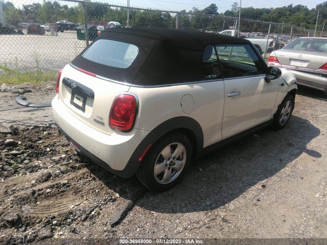 2017 Mini Roadster, VIN: WMWWG5C3XH3C99127