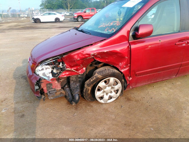 2008 KIA SEDONA LX VIN: KNDMB233X86261576