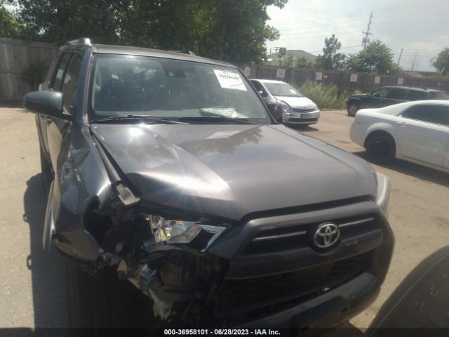 Toyota 4RUNNER SR5 2021 JTEMU5JR3M5939759 Image 4