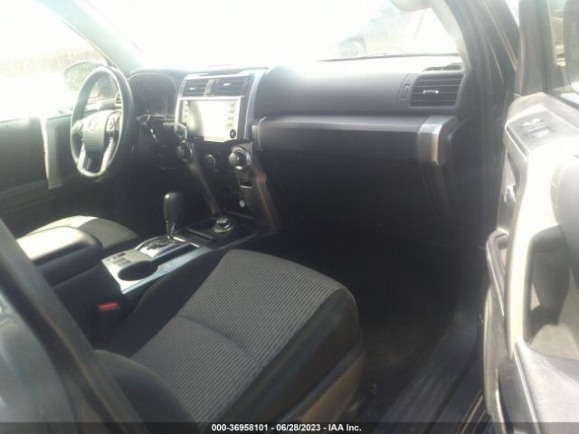 Toyota 4RUNNER SR5 2021 JTEMU5JR3M5939759 Image 11