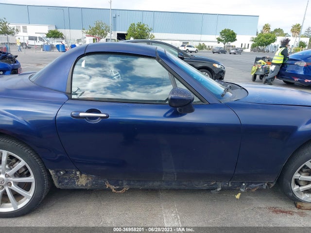 2007 MAZDA MX-5 MIATA GRAND TOURING VIN: JM1NC26F670136695