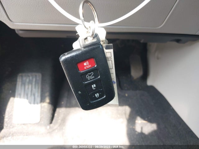 2015 TOYOTA HIGHLANDER XLE VIN: 5TDKKRFH1FS076711